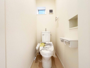 CRADLE GARDEN　北九州市小倉南区朽網西第7【内観：施工例】節水型のトイレです。