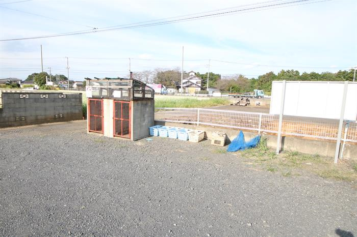 敷地内ゴミ置き場でゴミ出しもラクラク