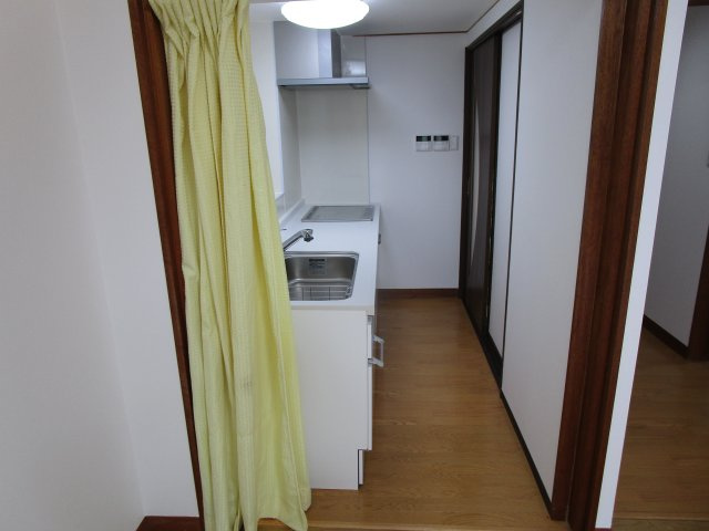 下呂市萩原町西上田の中古マンション【キッチン】