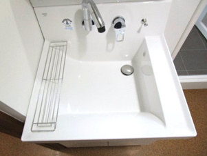 下呂市萩原町西上田の中古マンション【独立洗面台】