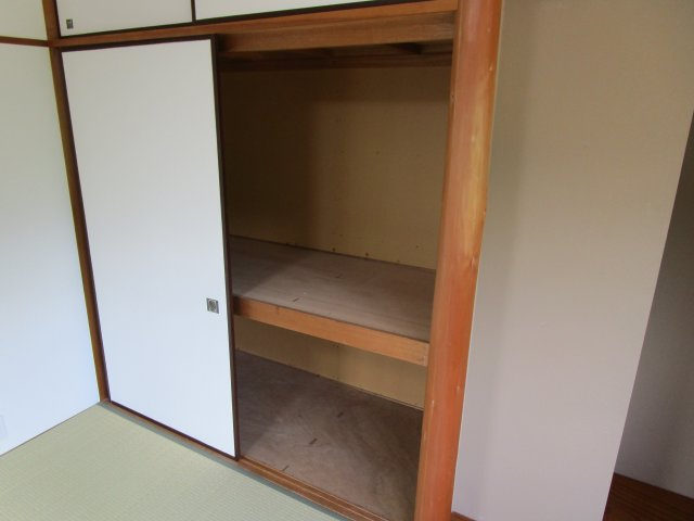 下呂市萩原町西上田の中古マンション【和室】