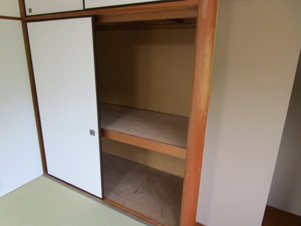 下呂市萩原町西上田の中古マンション【和室】