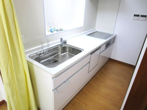 下呂市萩原町西上田の中古マンション【キッチン】