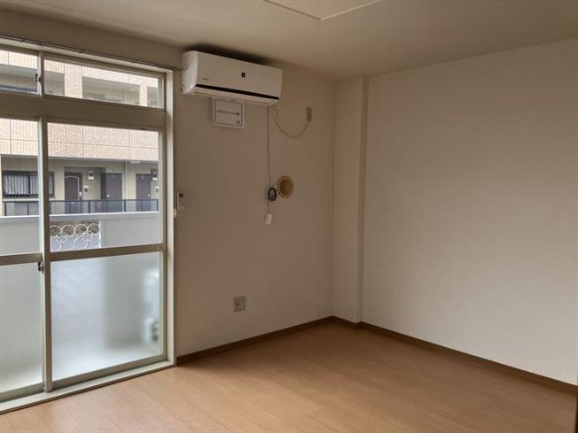 同タイプの別部屋です。