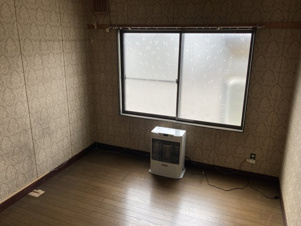 西１８条南３２丁目【洋室】