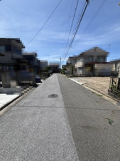 東近江市長勝寺町の中古一戸建【前面道路含む現地写真】