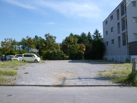 来栖南大通り駐車場の画像