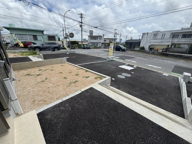 【新築分譲住宅】読谷村大木第４・２号棟【駐車場】
