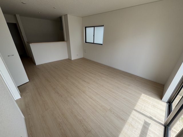 【新築分譲住宅】読谷村大木第４・２号棟【居間・リビング】