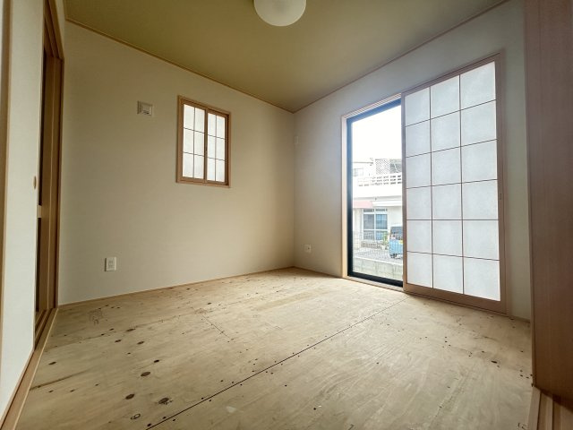 浦添市沢岻1丁目443・全５棟〈A号棟〉【洋室】※同施工会社での参考写真となります。
