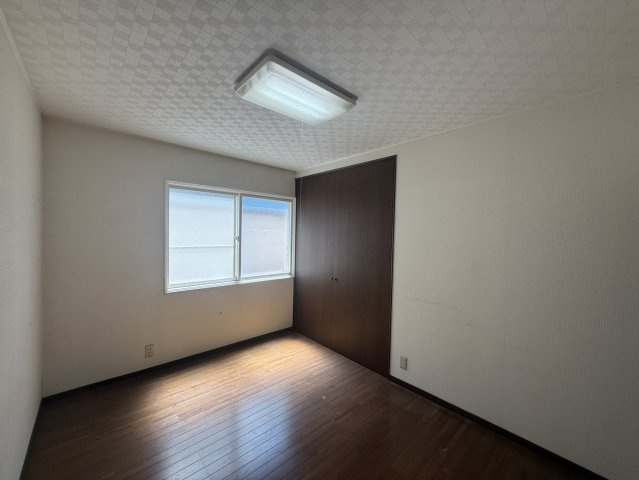 小樽市花園３丁目の中古一戸建【洋室】2階