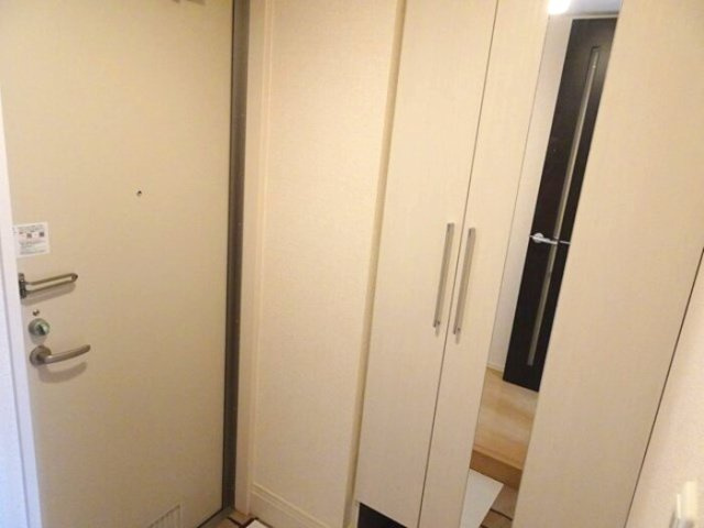 シューズクローク（姿見鏡付）