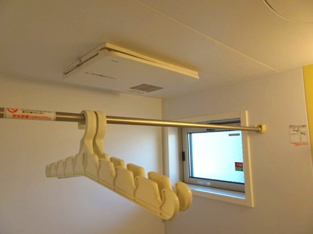 暖房機能付き浴室乾燥機