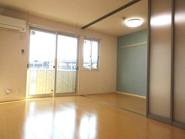 居室全景