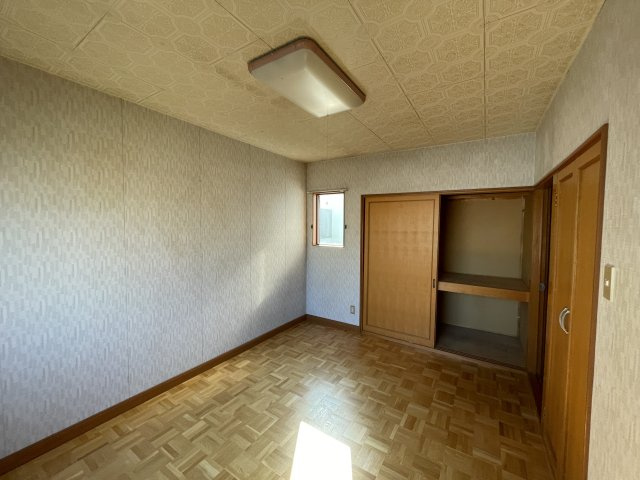 小樽市緑１丁目の中古一戸建【洋室】2階