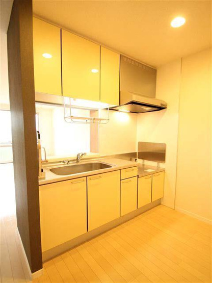 同タイプの別部屋の写真となります。