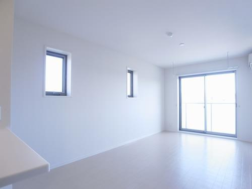 通風良好な角部屋です！
