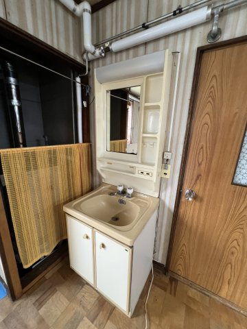 小樽市若松２丁目の中古一戸建【独立洗面台】