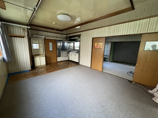 小樽市若松２丁目の中古一戸建【居間・リビング】