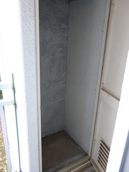 ベランダになんと収納があります
