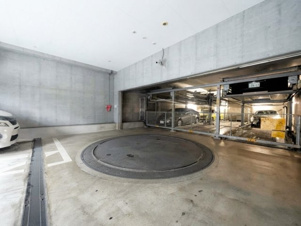 プレシス小岩イデアル【駐車場】・利用方法や利用料、空き状況に関してはお調べしますので、お気軽にお問合せ下さい。