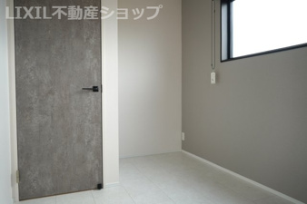 上越市大字安江の中古一戸建【洋室】