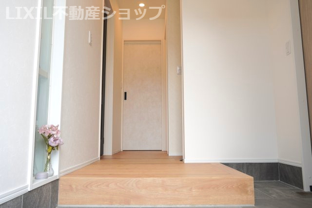 上越市大字安江の中古一戸建【玄関】