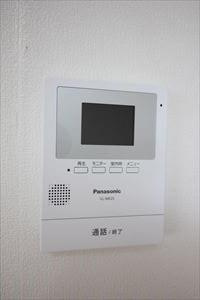 嬉しいTVモニターインターホンです。