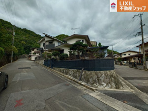 姫路市白鳥台3丁目【中古戸建】【前面道路含む現地写真】