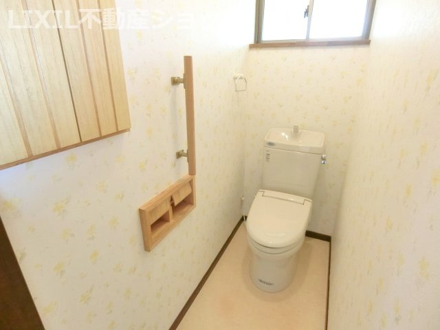 上越市大字三ツ橋の中古一戸建【トイレ】１階トイレ♪