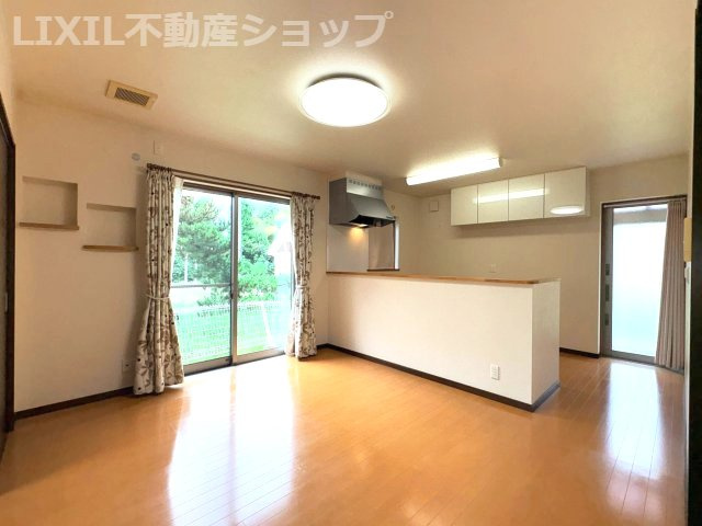 上越市大字三ツ橋の中古一戸建【居間・リビング】1階LDK♪