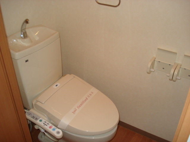 シャワー付トイレ