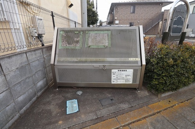 ゴミストッカー