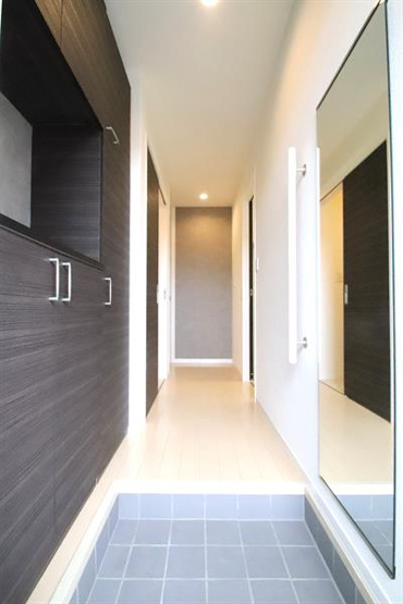 別の部屋の写真となりますので、現況優先となります。
