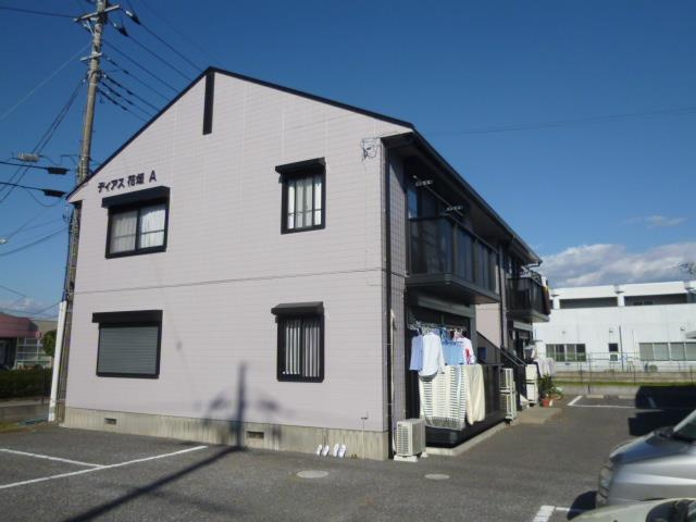 2階建てアパートです。