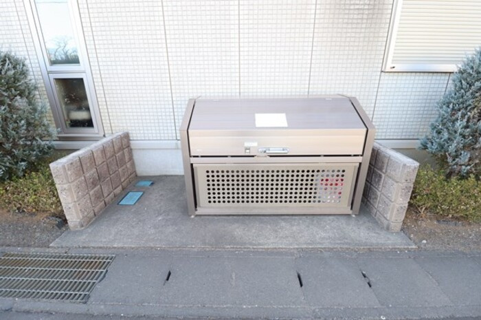 ゴミストッカー