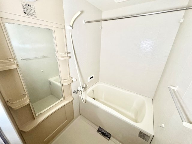 ゆったり過ごせるお風呂です