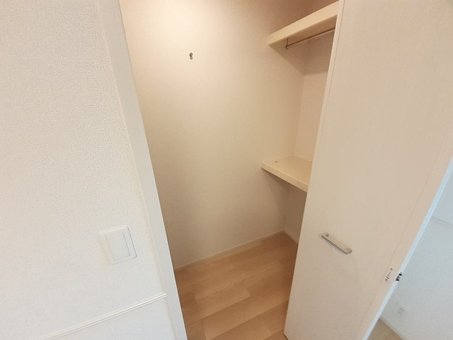 たっぷりとした収納スペースです
