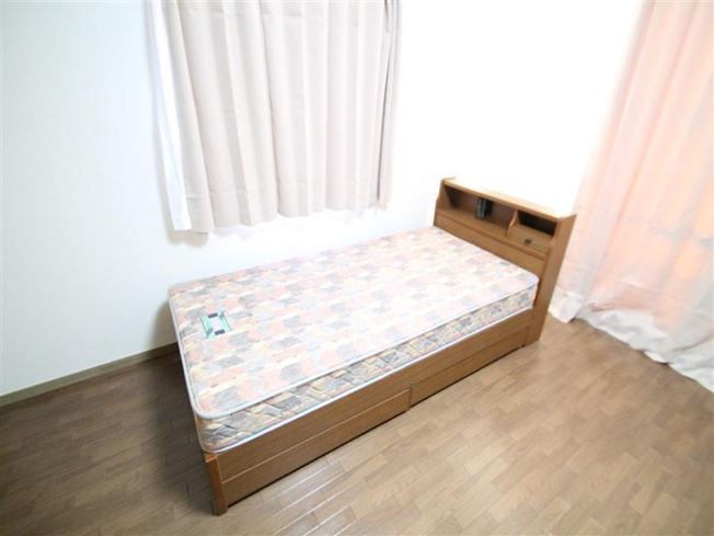 ベッド