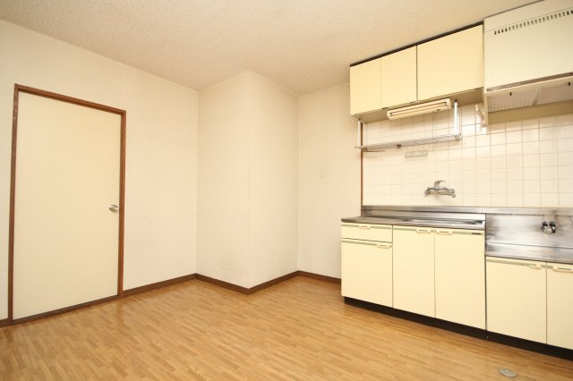 万寿シティＡ【キッチン】DK（3）