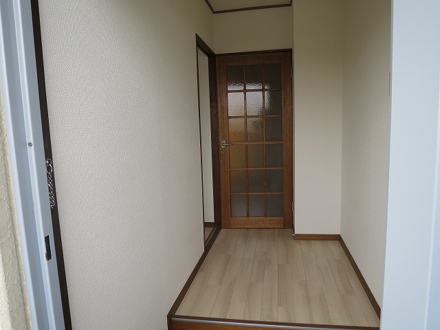 第二萬有ビル【玄関】