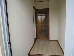 第二萬有ビル【玄関】