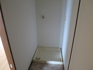 第二萬有ビル【洗面所】室内洗濯機置場