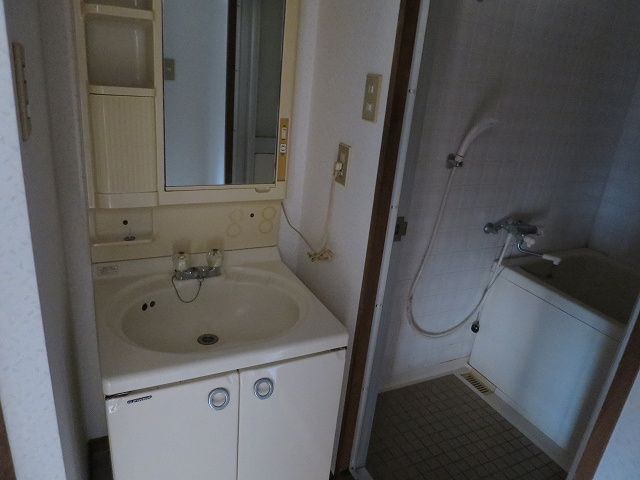 第二萬有ビル【独立洗面台】