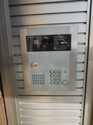 Ｊ＆Ａ東葛西【セキュリティ】オートロック付きの物件です