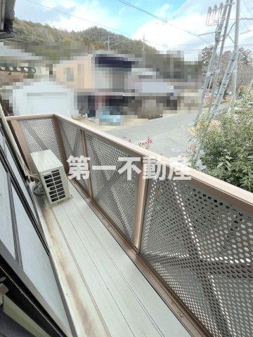 西脇市上野のアパート【バルコニー】