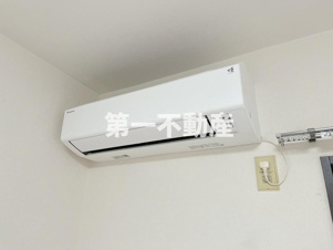 西脇市上野のアパート【設備】エアコン設備