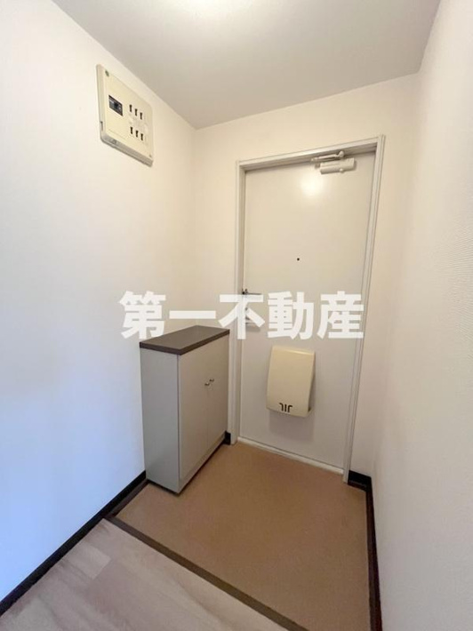西脇市上野のアパート【玄関】