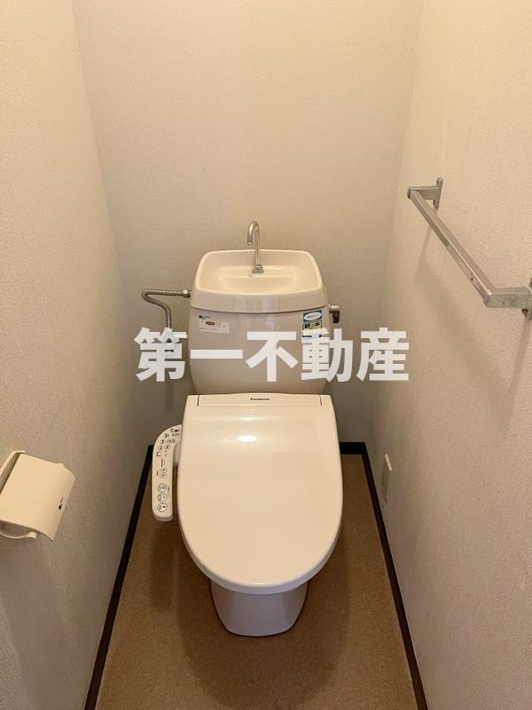 西脇市上野のアパート【トイレ】