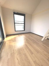 ローズガーデンＡ－１６【洋室】